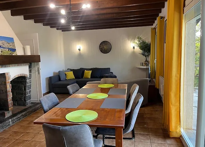 Sur Les Hauteurs De Σπίτι διακοπών Labroquere