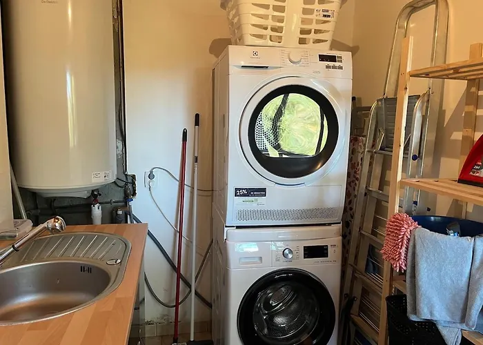 Sur Les Hauteurs De * Labroquere