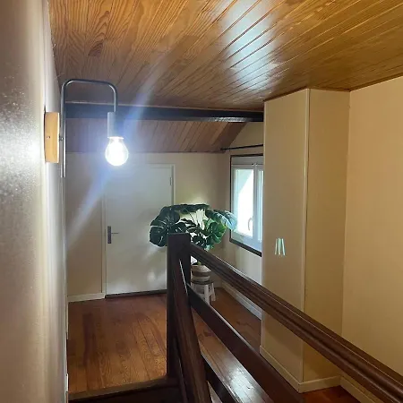 度假居 Sur Les Hauteurs De *