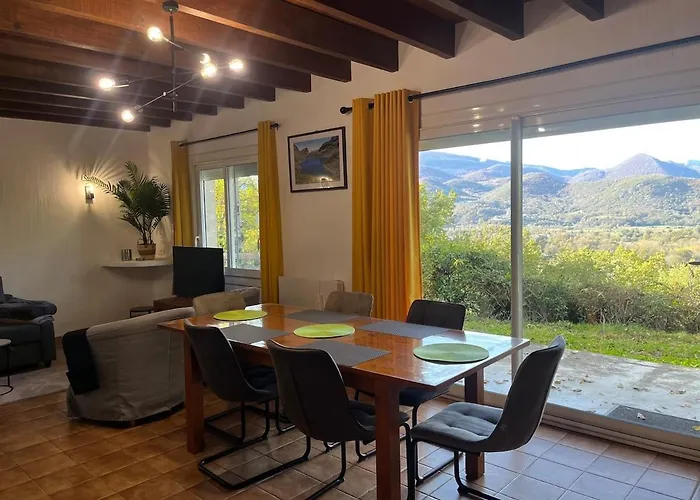 Sur Les Hauteurs De *